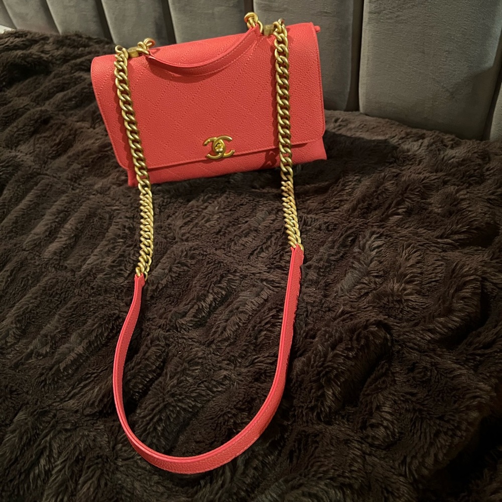 Hand bag